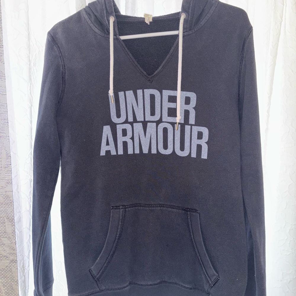 Under Armour Women's Black Hoodie Sweater